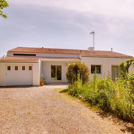 Villa Les Cygnes By Interhome *