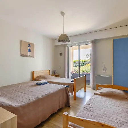 Villa Les Cygnes By Interhome L'Aubraie