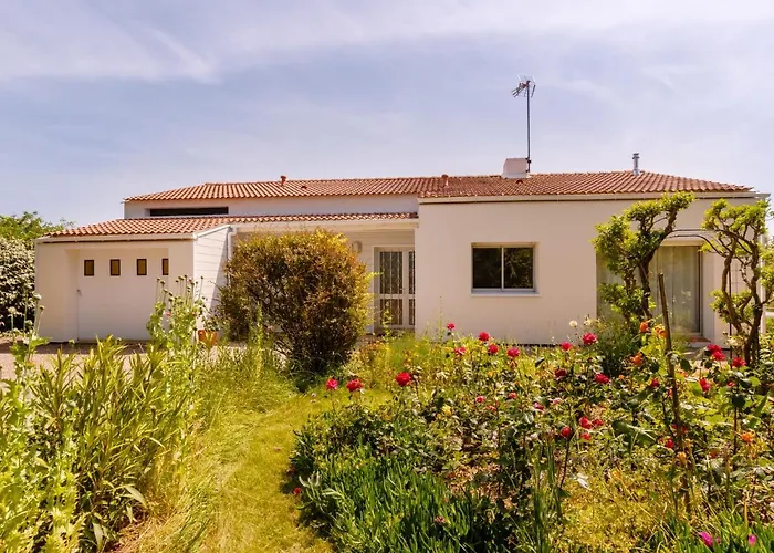 Les Cygnes By Interhome L'Aubraie