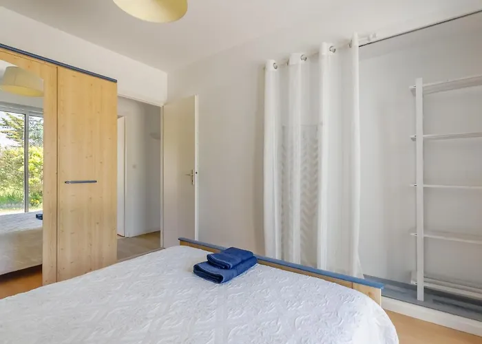 Les Cygnes By Interhome * L'Aubraie